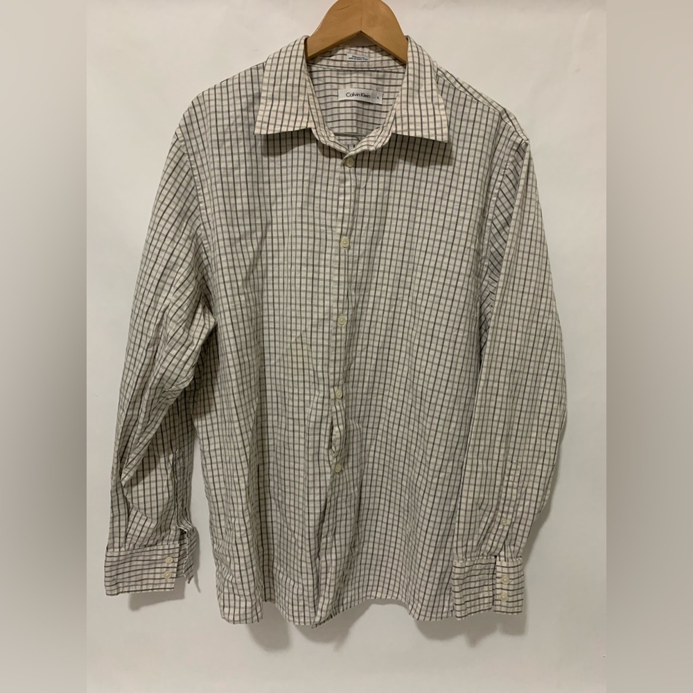 Calvin Klein Men's Plaid Shirt - Black and White